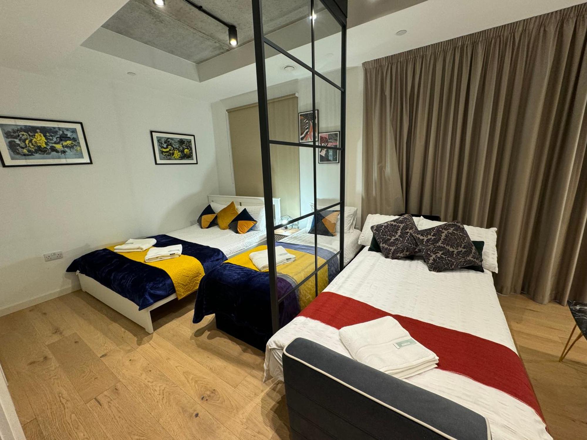 Amazing Cosy Apartment, Next To O2 Arena And Close To London Excel, Secure Parking 외부 사진