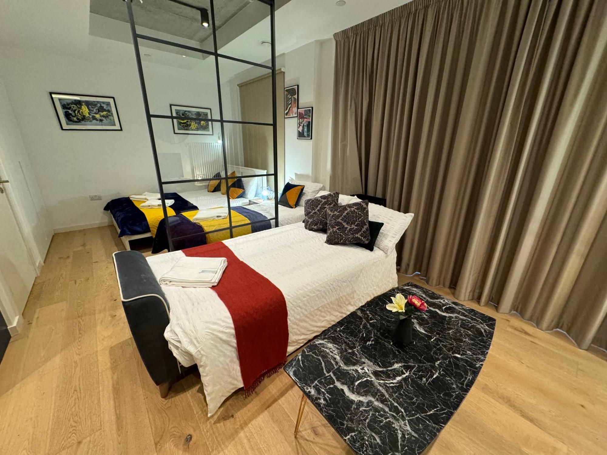 Amazing Cosy Apartment, Next To O2 Arena And Close To London Excel, Secure Parking 외부 사진